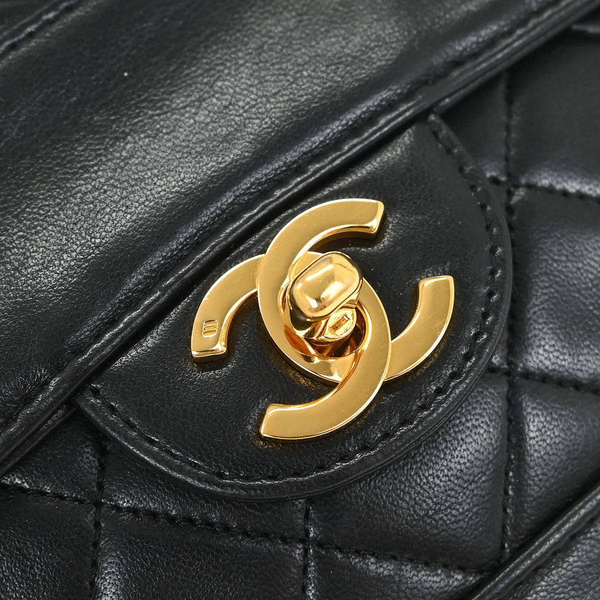 Chanel 1989-1991 Black Lambskin Shoulder Bag